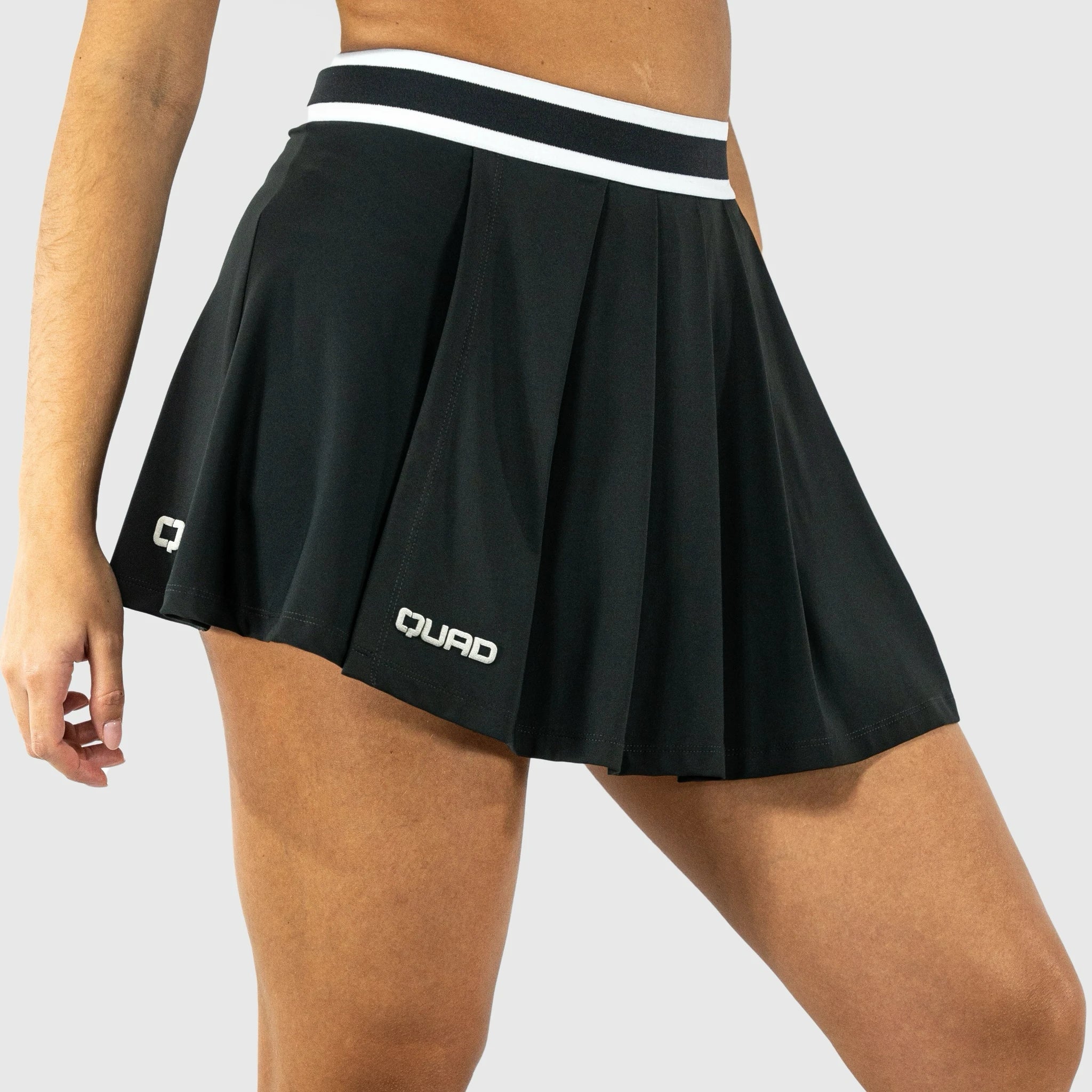 QUAD Charm Skirt Grey - side view