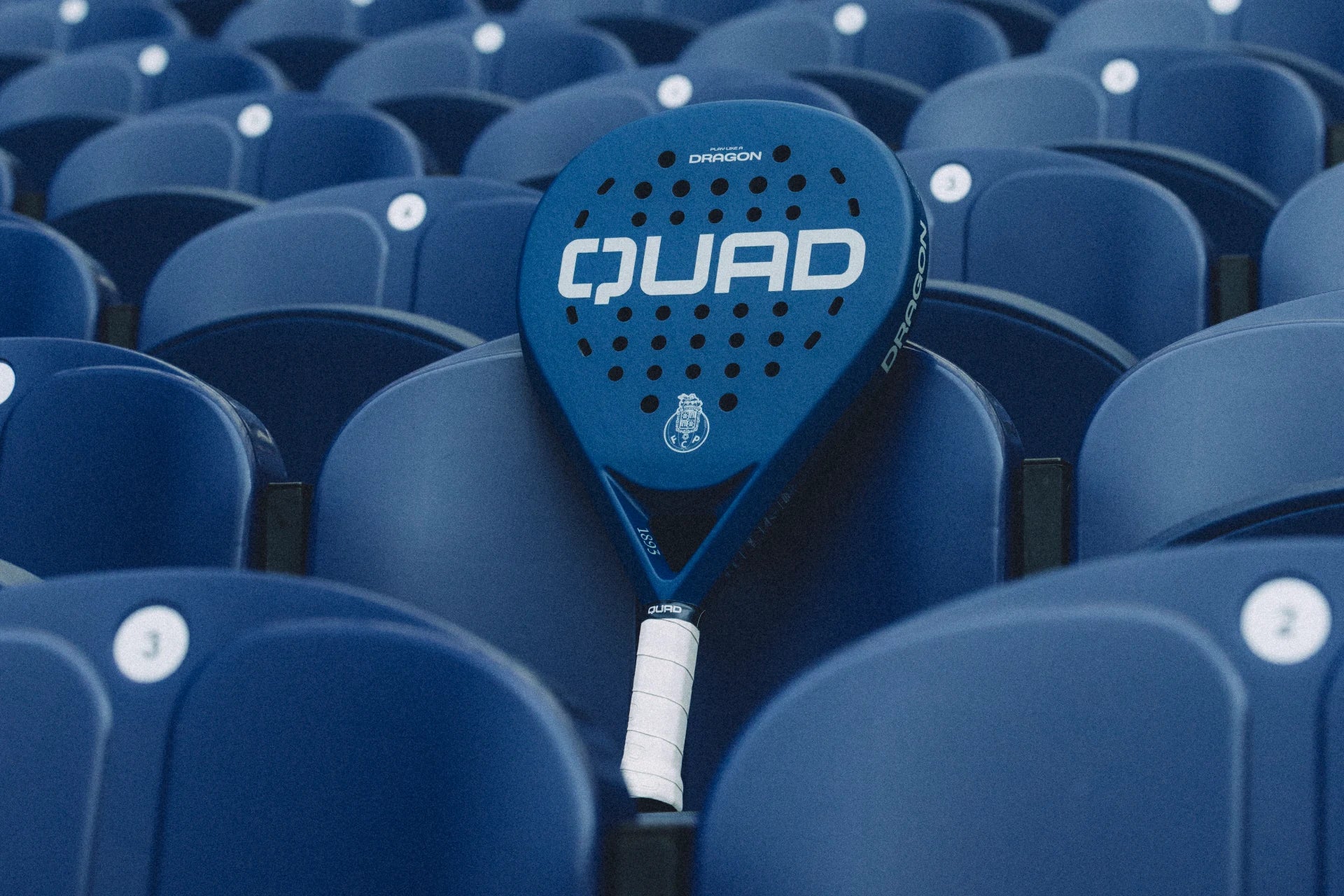 QUAD Dragon Padel Racket FC Porto Edition Hero