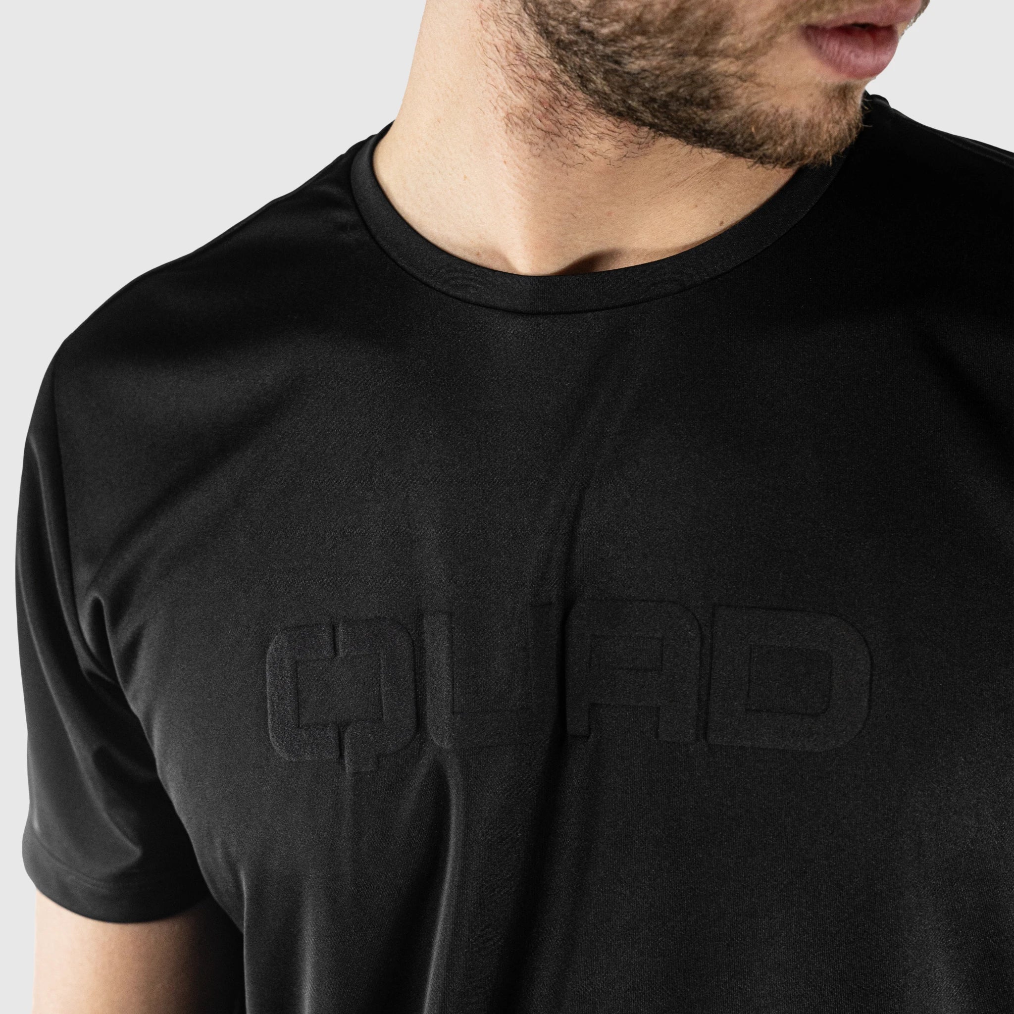 Essence T-Shirt Preta