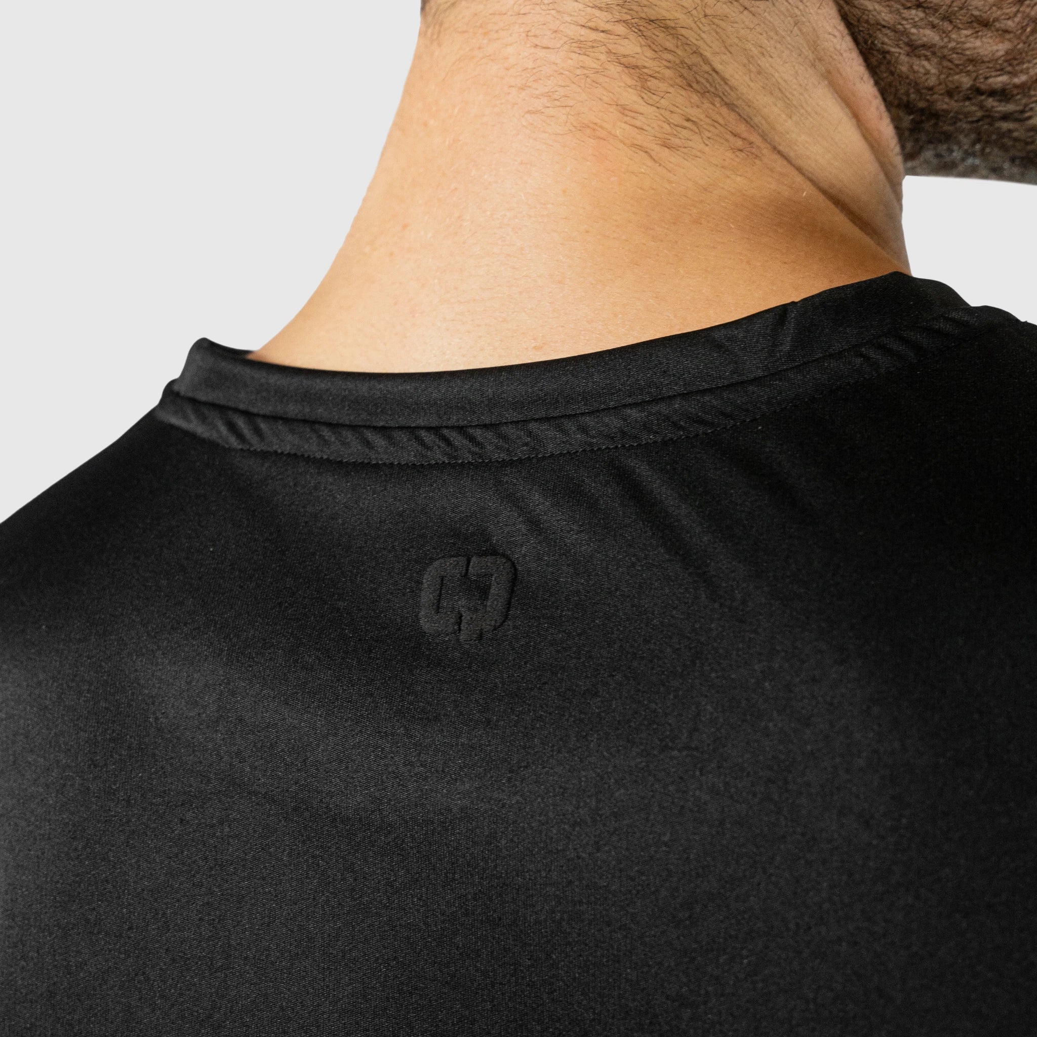 Essence T-Shirt Preta