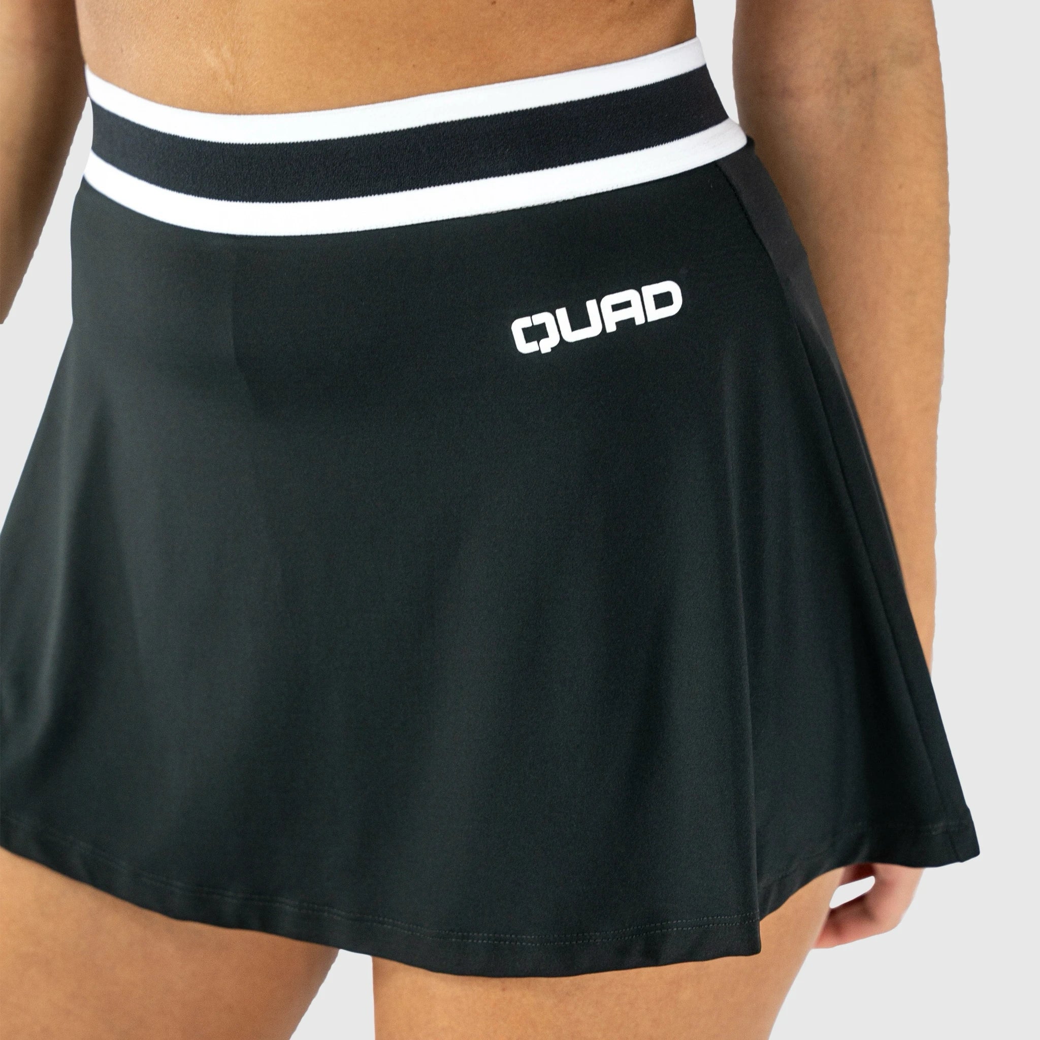 QUAD Slick Skirt Grey - front detail