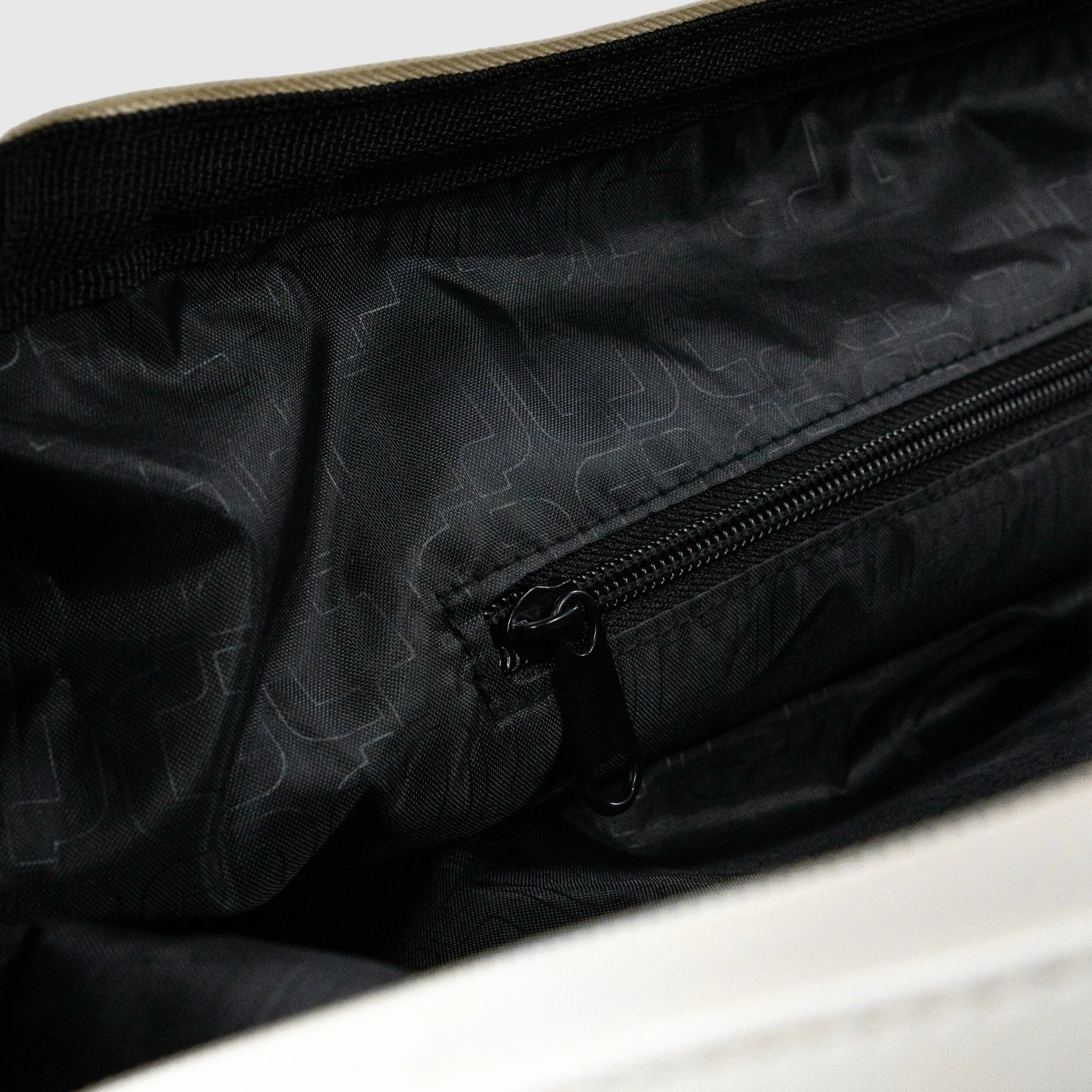 Active Studio Bag Burgundy