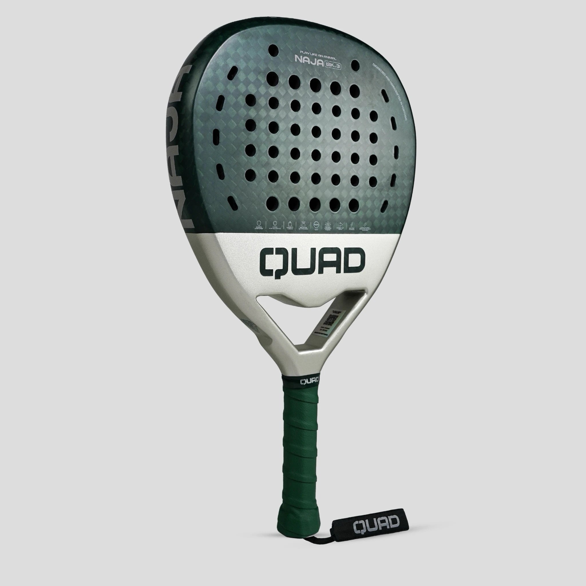 QUAD NAJA padel Racket perspective view